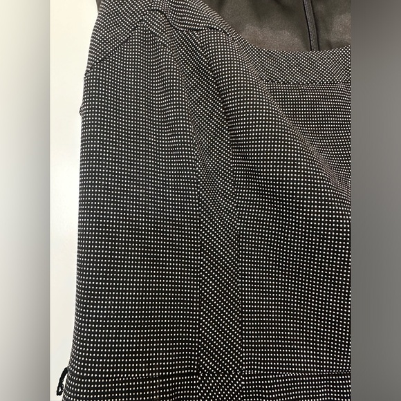 White House Black Market Shift Dress - Picture 4 of 8